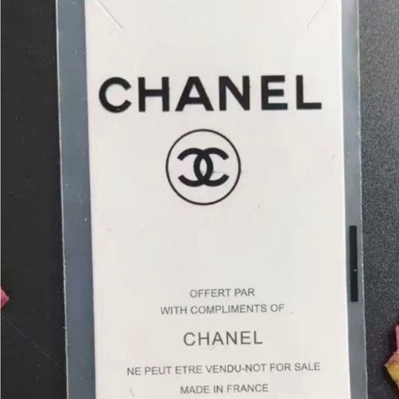 Hair Clips - Picture 2 of 2